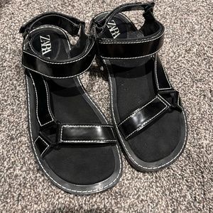 Zara Black Topstitching Flat Sandals